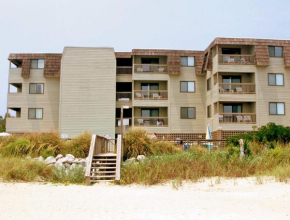 Quiet Oceanfront Beach Resort in Exciting Myrtle Beach